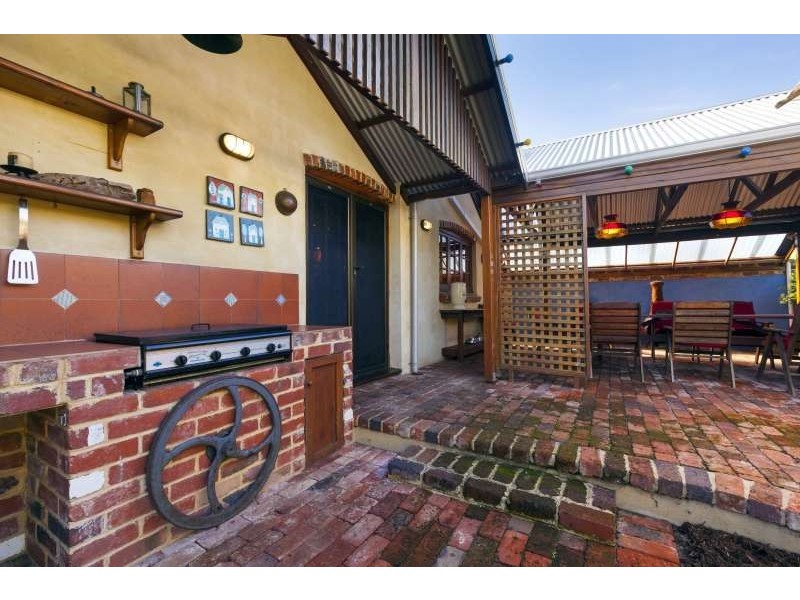 31 Bridson Street, Bassendean WA 6054