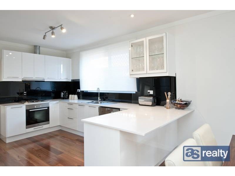 25 Collingwood St, Dianella WA 6059