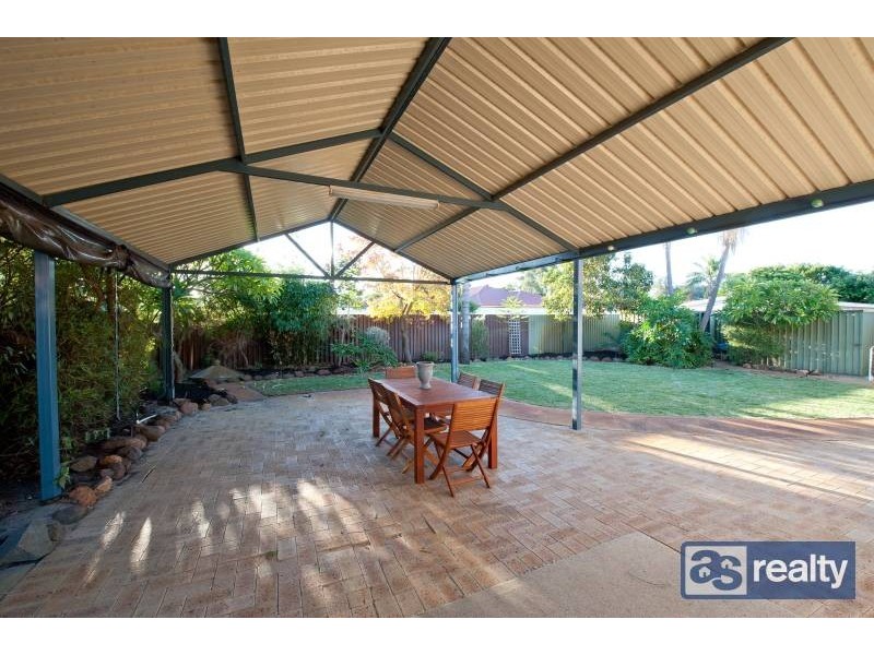 25 Collingwood St, Dianella WA 6059