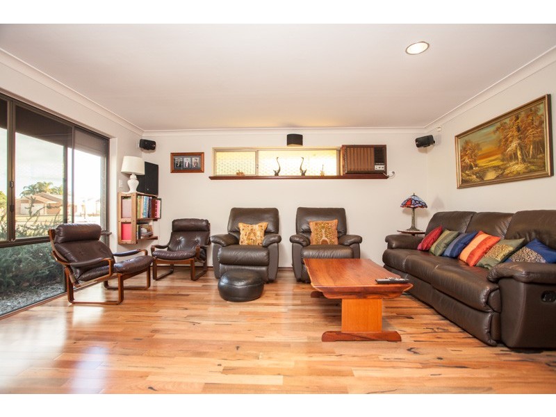 36 Jubilee Avenue, Eden Hill WA 6054