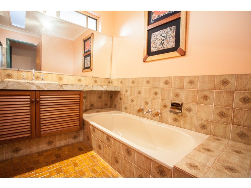 36 Jubilee Avenue, Eden Hill WA 6054