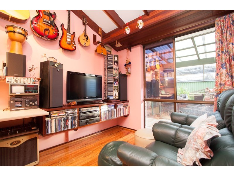 36 Jubilee Avenue, Eden Hill WA 6054