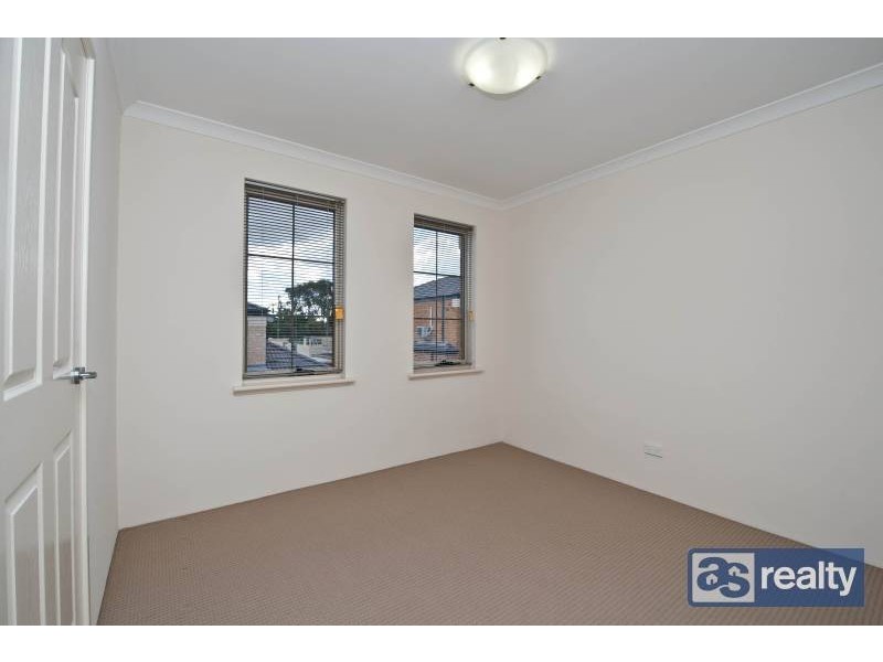 2/50 Katanning Street, Bayswater WA 6053