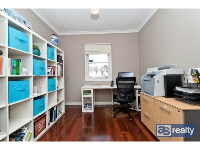 8 Feredy Street, Embleton WA 6062