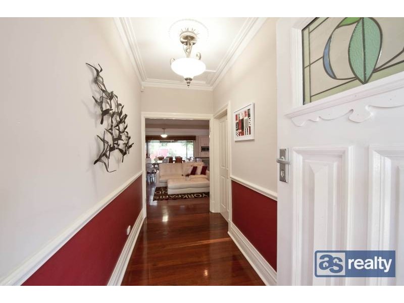 82 Leake Street, Bayswater WA 6053