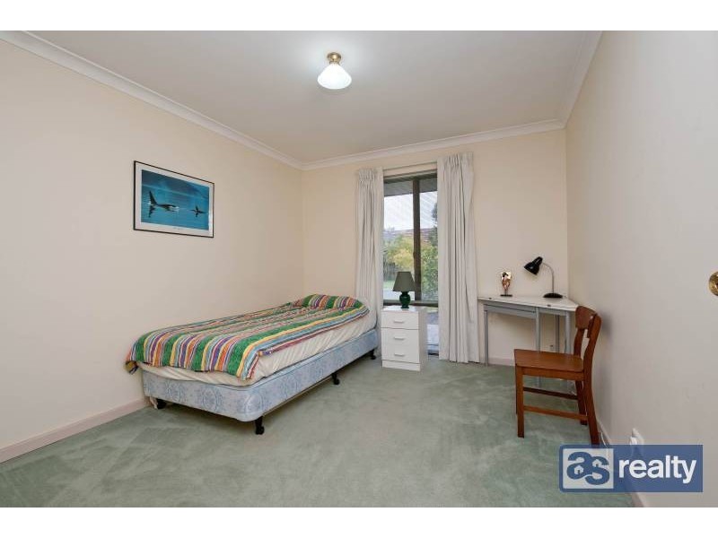 2 Padbury Court, Eden Hill WA 6054