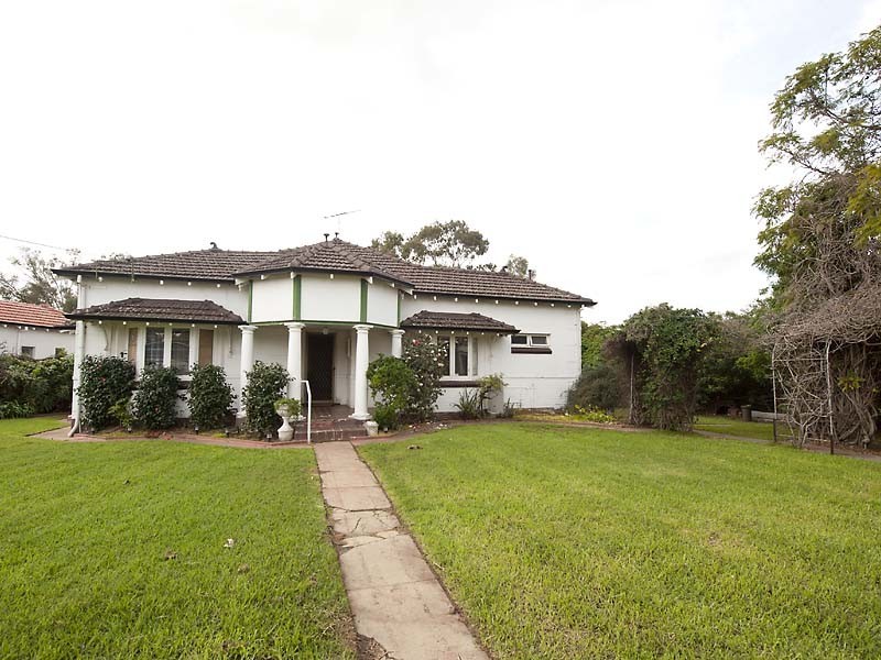 18 Third Avenue, Woodbridge WA 6056