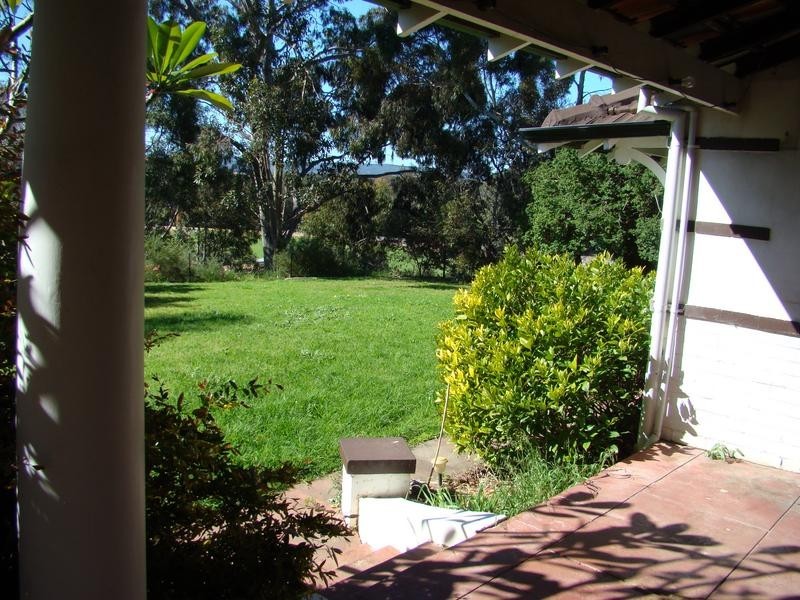 18 Third Avenue, Woodbridge WA 6056