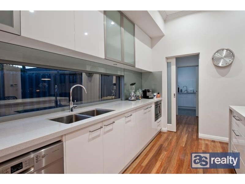 6 Urawa Street, Dianella WA 6059