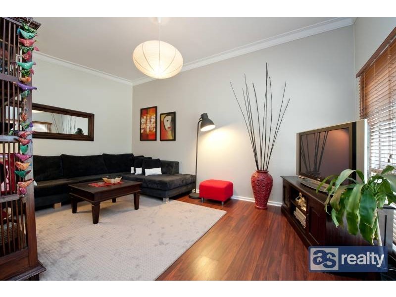 12 Sproxton Way, Embleton WA 6062