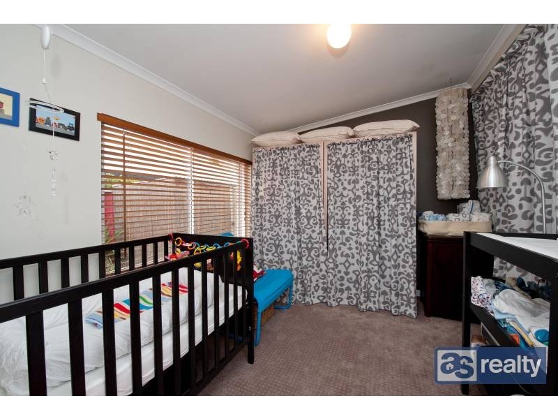 12 Sproxton Way, Embleton WA 6062