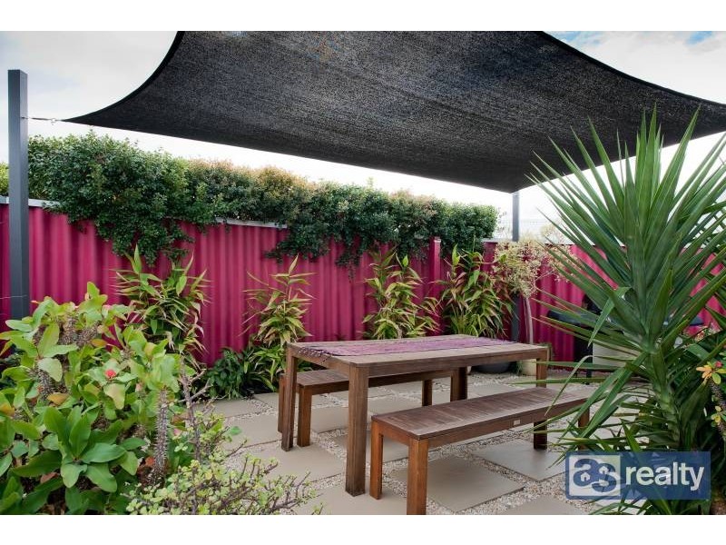 12 Sproxton Way, Embleton WA 6062