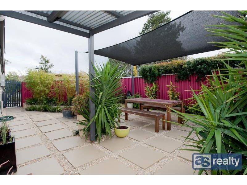 12 Sproxton Way, Embleton WA 6062