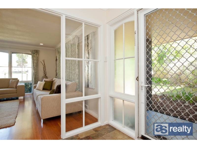 25 Glover Street, Dianella WA 6059