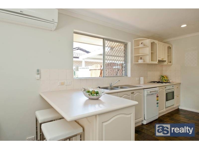 25 Glover Street, Dianella WA 6059