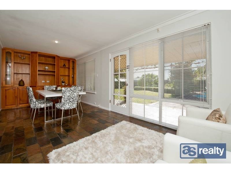 25 Glover Street, Dianella WA 6059