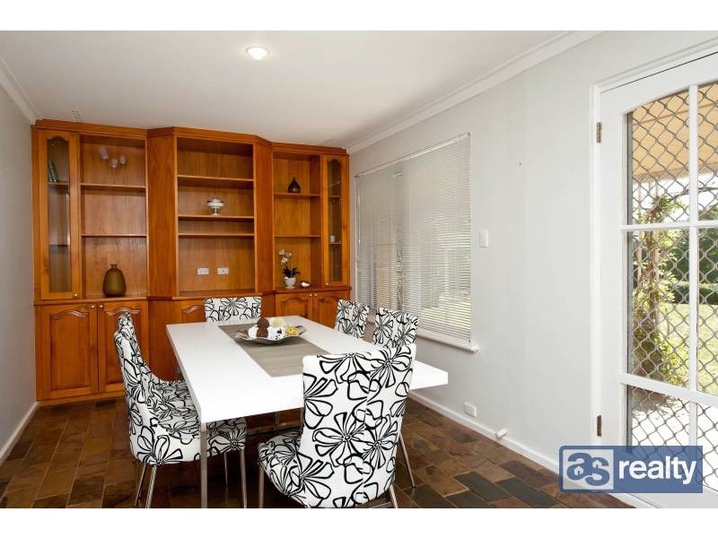 25 Glover Street, Dianella WA 6059