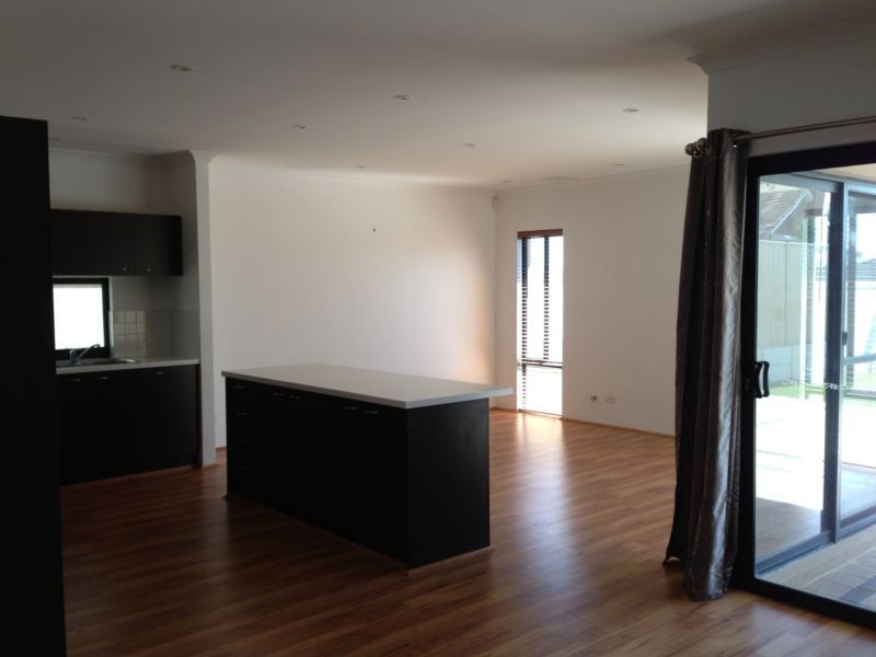 34 Mckenzie Way, Embleton WA 6062