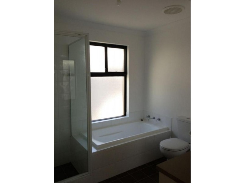 34 Mckenzie Way, Embleton WA 6062