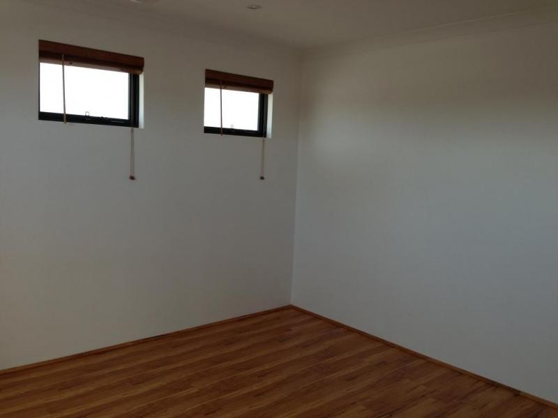 34 Mckenzie Way, Embleton WA 6062