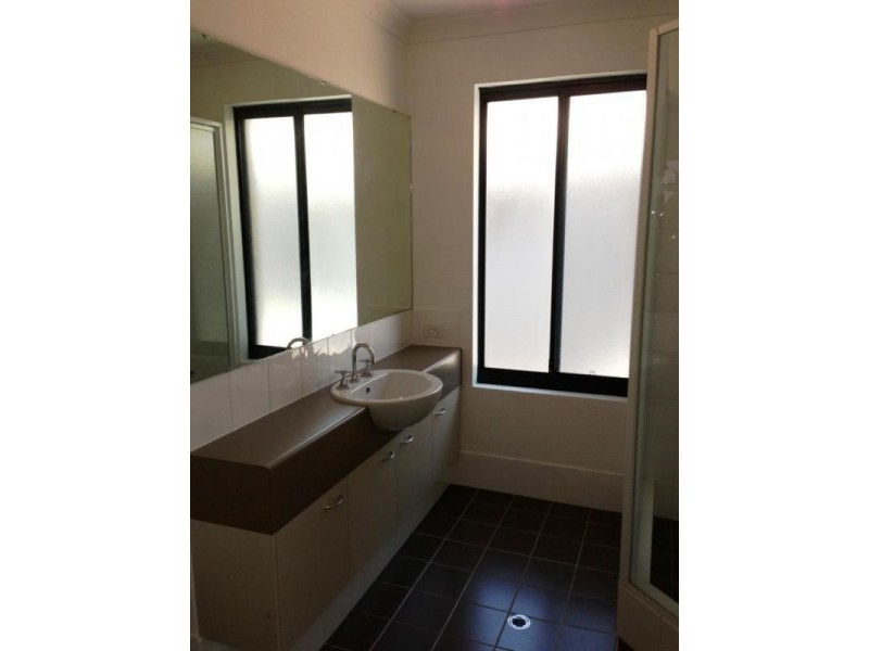 34 Mckenzie Way, Embleton WA 6062