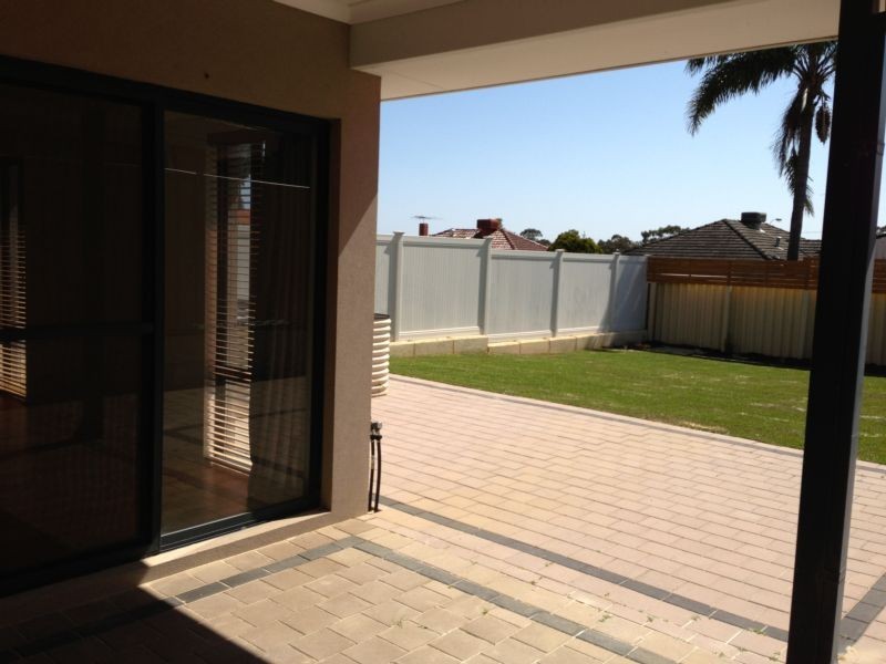 34 Mckenzie Way, Embleton WA 6062