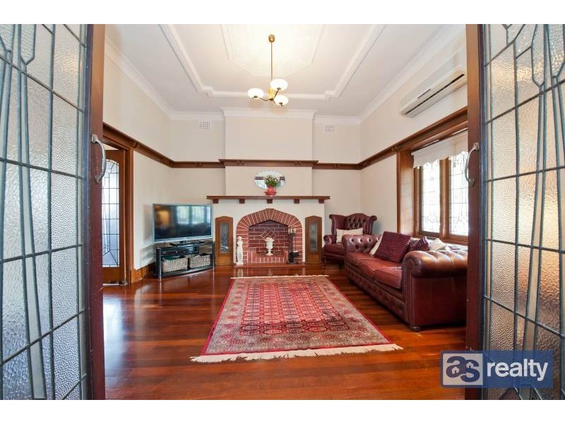 54 Salisbury St, Bayswater WA 6053