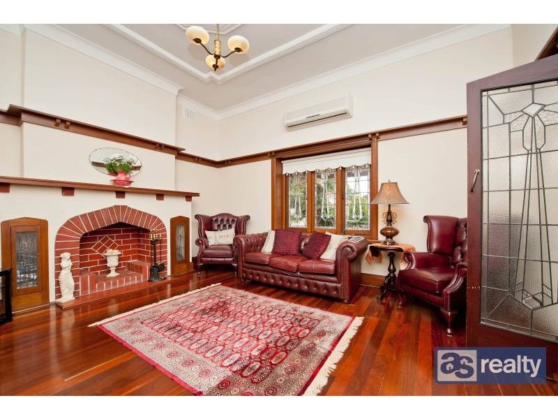54 Salisbury St, Bayswater WA 6053