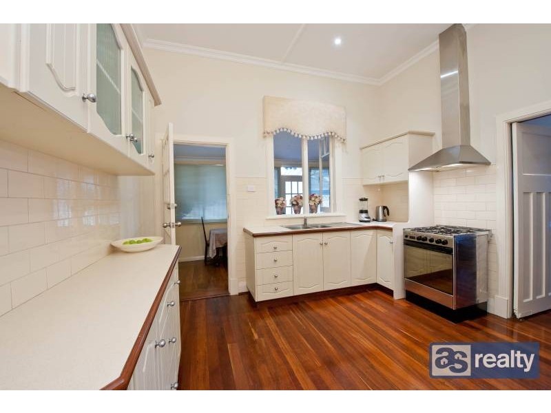 54 Salisbury St, Bayswater WA 6053