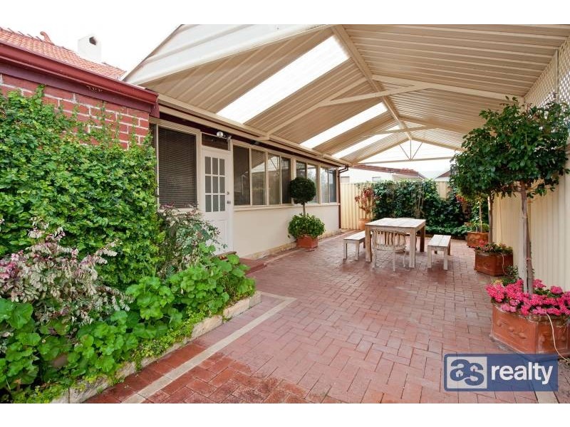 54 Salisbury St, Bayswater WA 6053