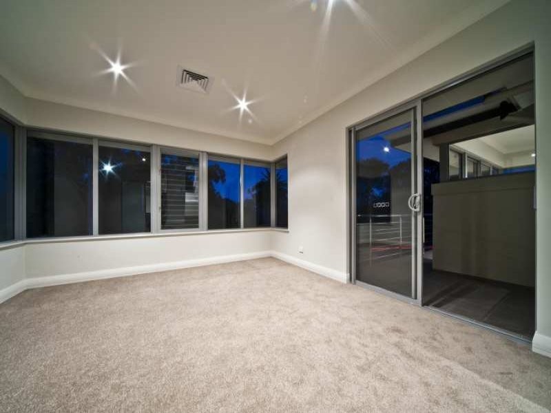 A/34 Bassendean Parade, Bassendean WA 6054