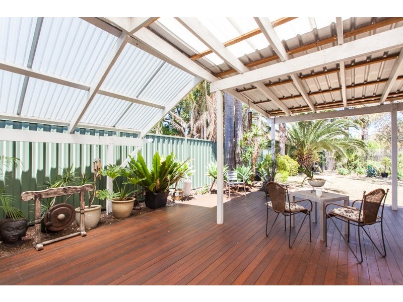 B/8 Cameron Street, Embleton WA 6062