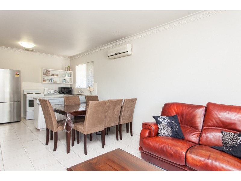 A/8 Cameron Street, Embleton WA 6062