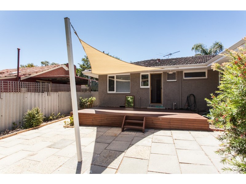 A/8 Cameron Street, Embleton WA 6062