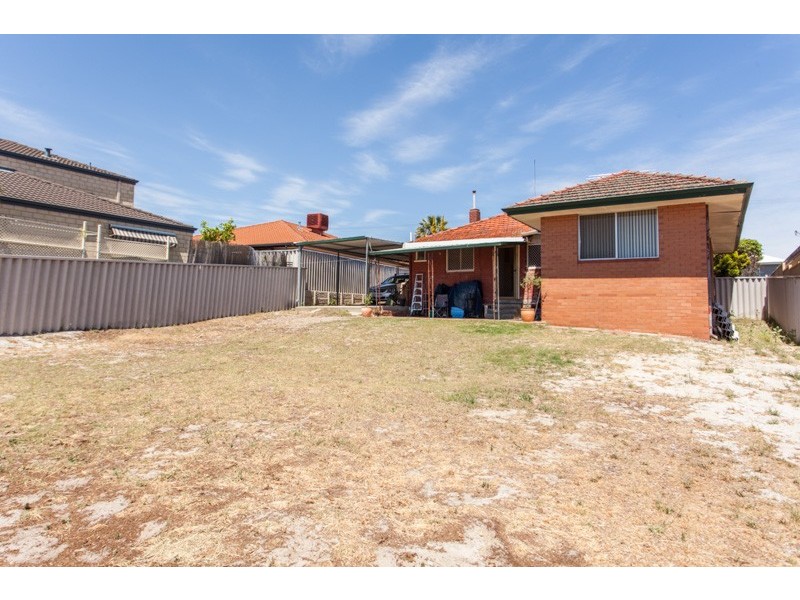 15 Mallion Street, Embleton WA 6062