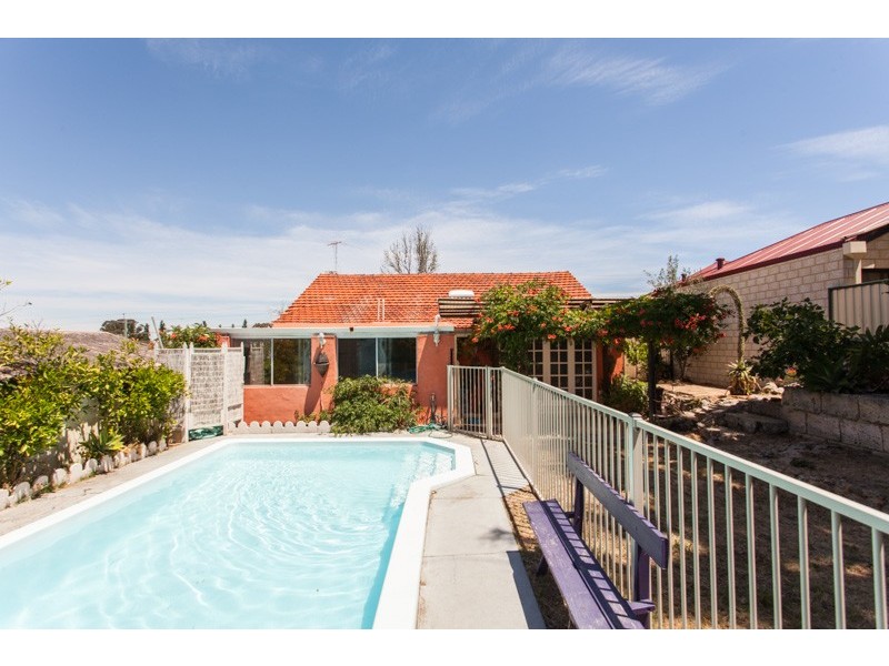 115 Collier Road, Embleton WA 6062