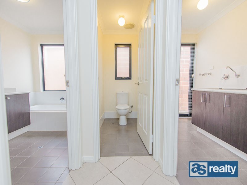 35A Bromley Street, Embleton WA 6062