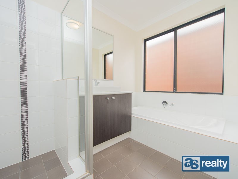 35A Bromley Street, Embleton WA 6062
