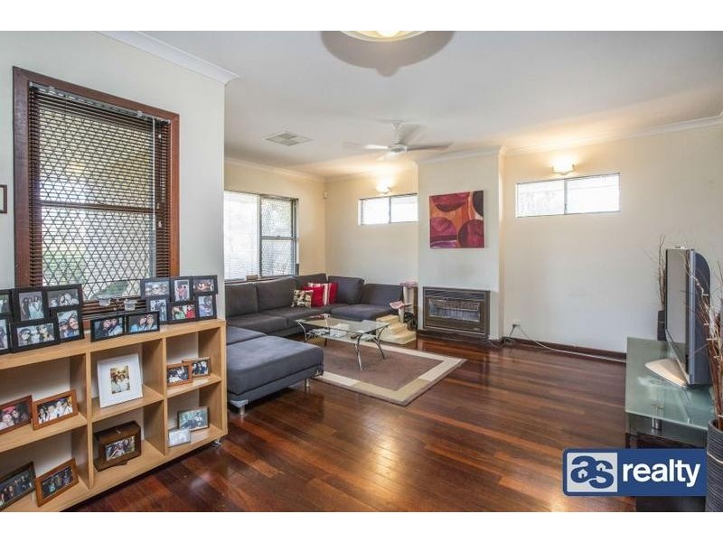 1 Doherty Street, Embleton WA 6062