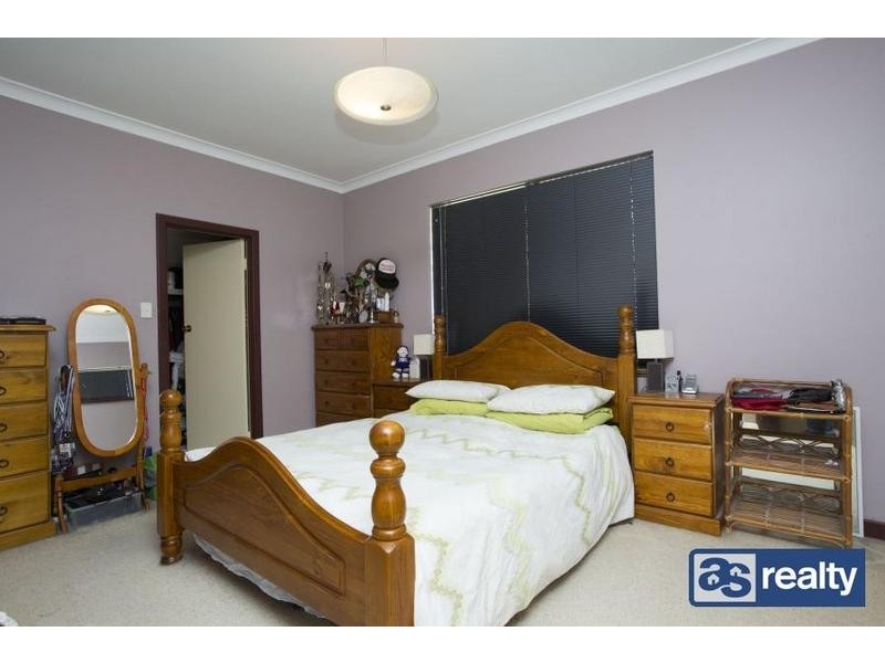 1 Doherty Street, Embleton WA 6062