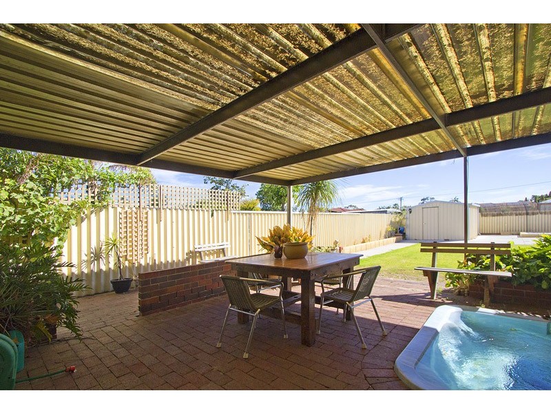 61 Hudson Street, Bayswater WA 6053