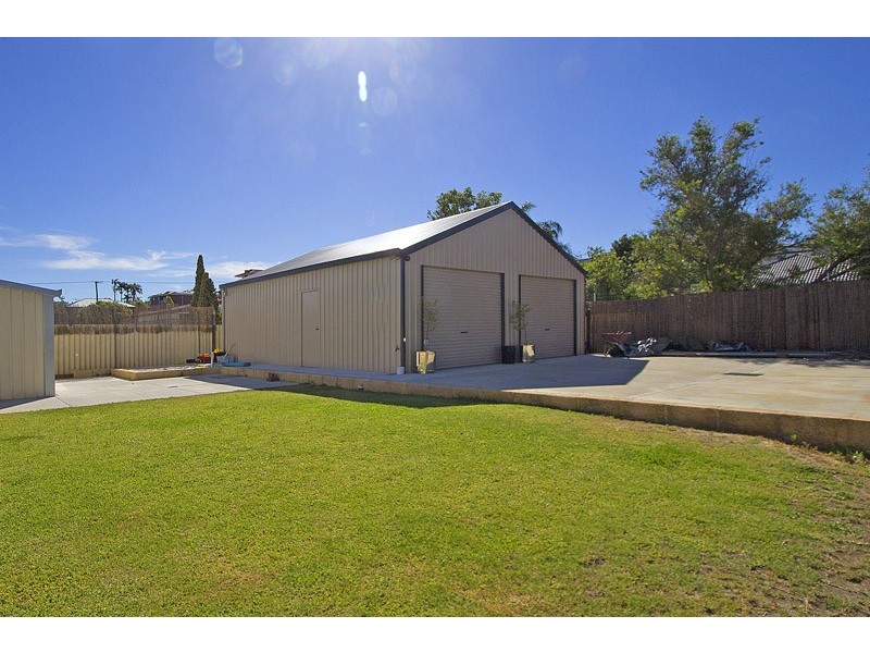 61 Hudson Street, Bayswater WA 6053