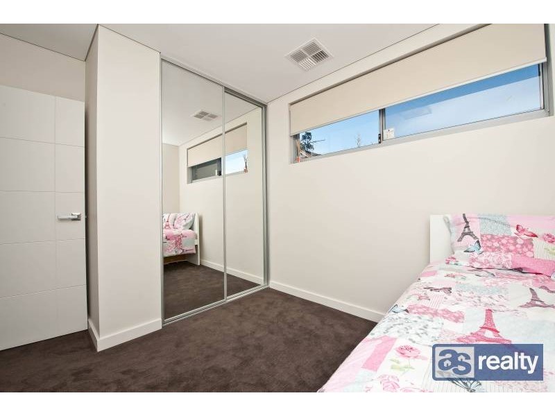 13 Feredy Street, Embleton WA 6062