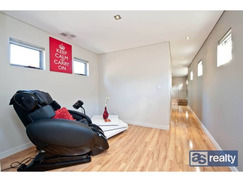 13 Feredy Street, Embleton WA 6062