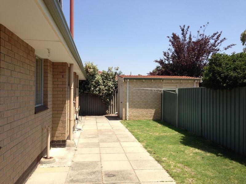 28 Mann Street, Bassendean WA 6054