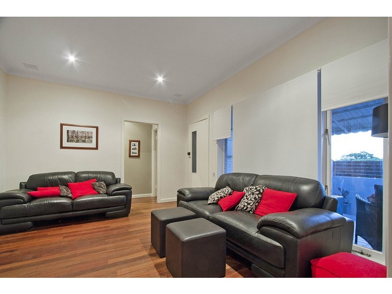 4 Mallion Street, Embleton WA 6062