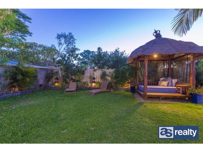 32 Sanderson Street, Embleton WA 6062