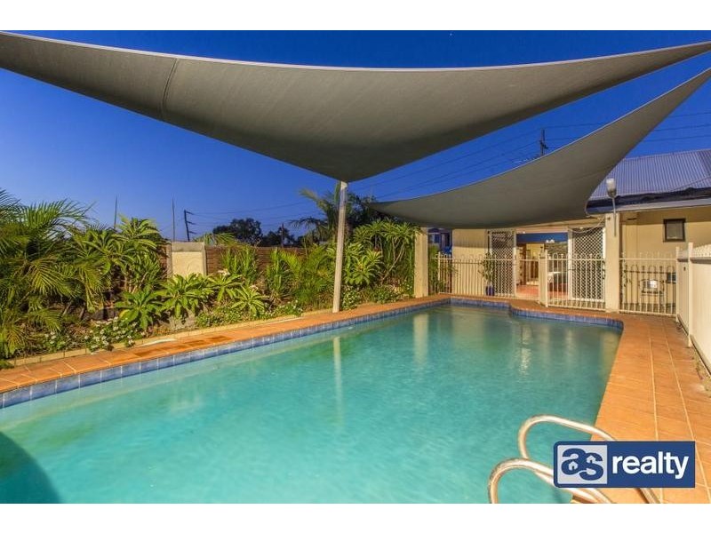 32 Sanderson Street, Embleton WA 6062