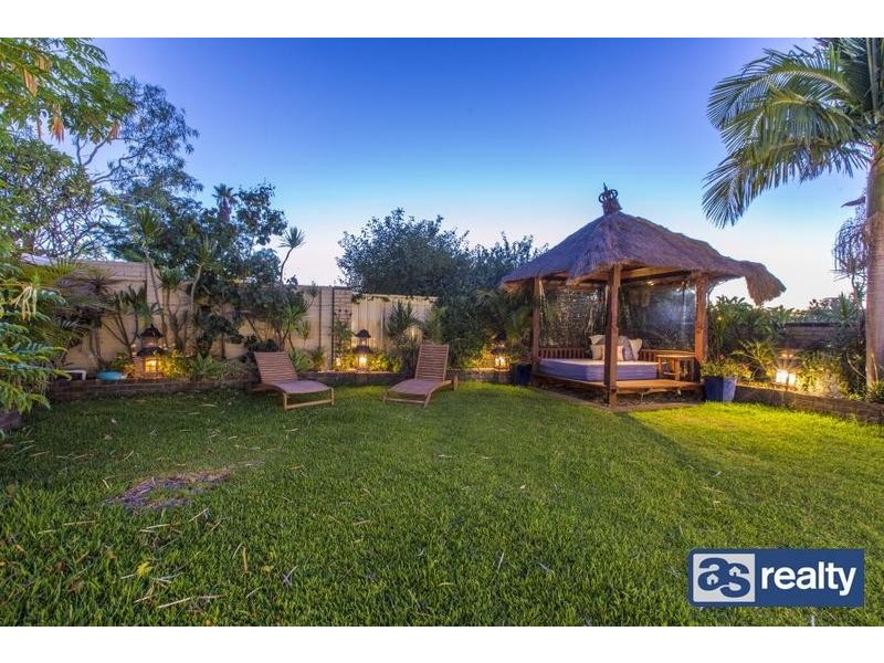 32 Sanderson Street, Embleton WA 6062