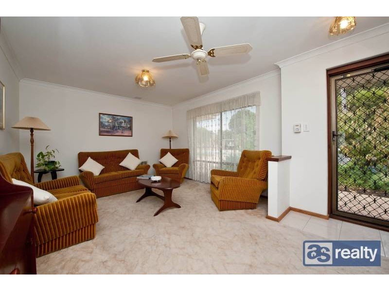 A/33 Chester Ave, Dianella WA 6059